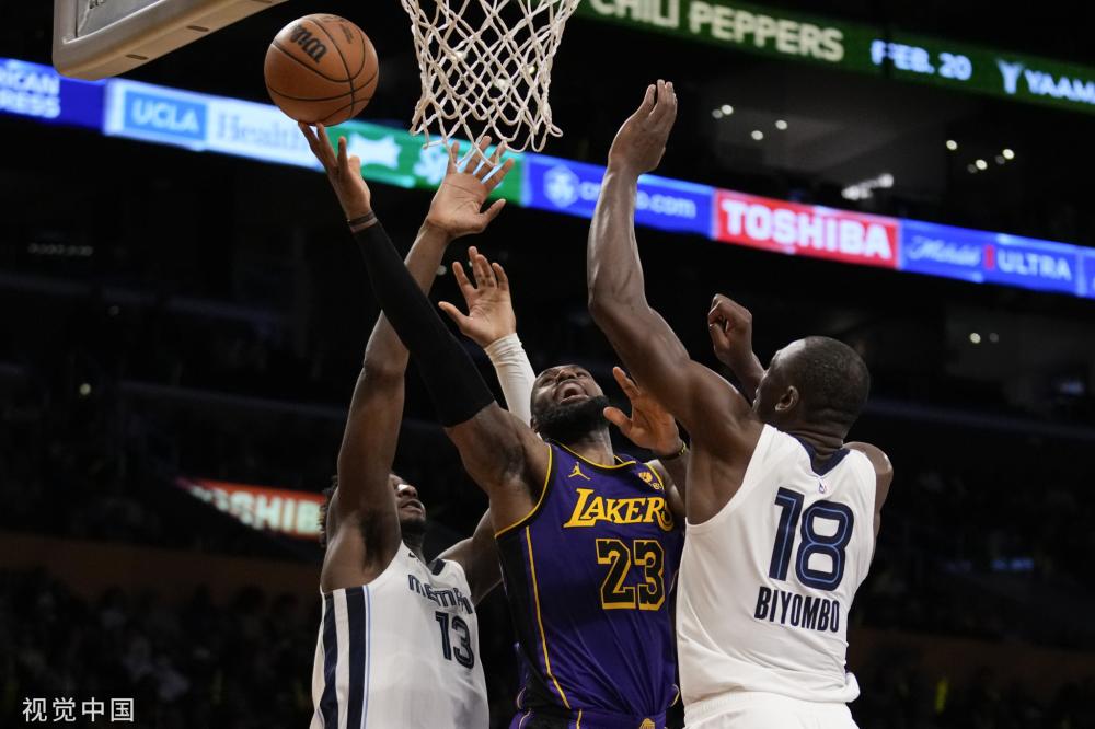 武汉三镇遭 武汉三镇遭