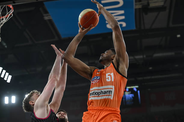 承认差距反 承认差距反