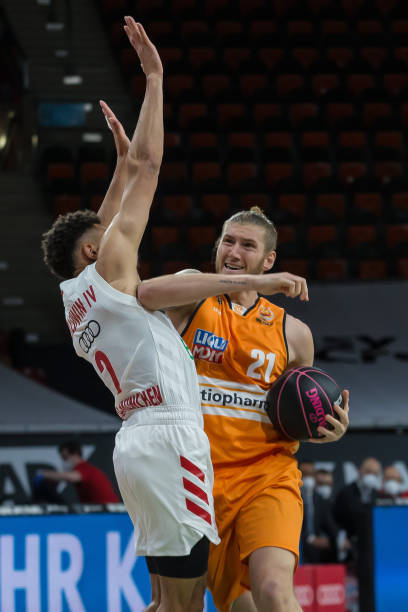 速转守为攻 速转守为攻